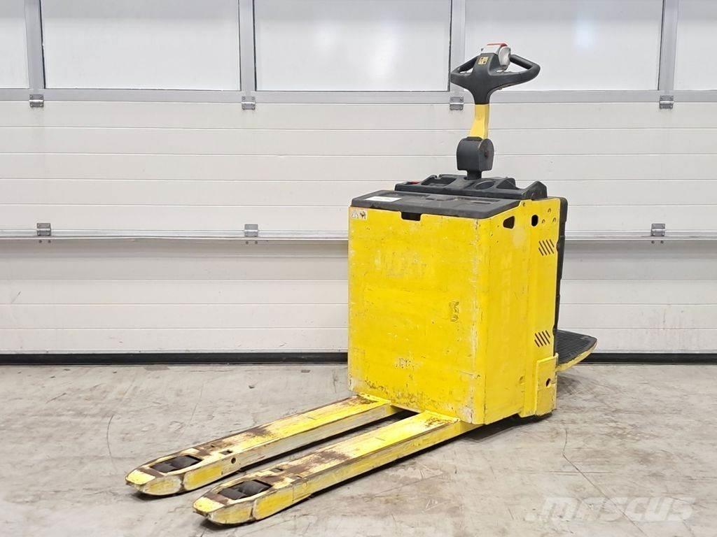 Hyster P2.OSE 电动搬运车