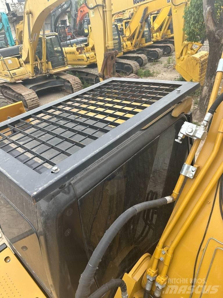CAT CAT330D 中型挖掘机