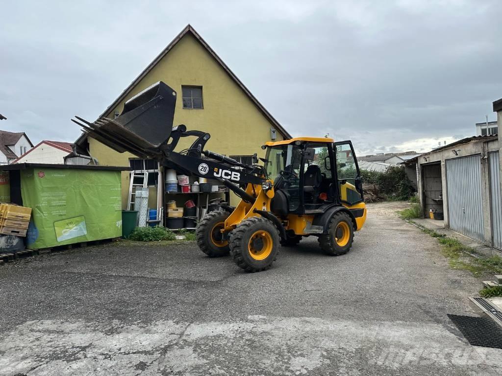 JCB 406 T 4 轮式装载机