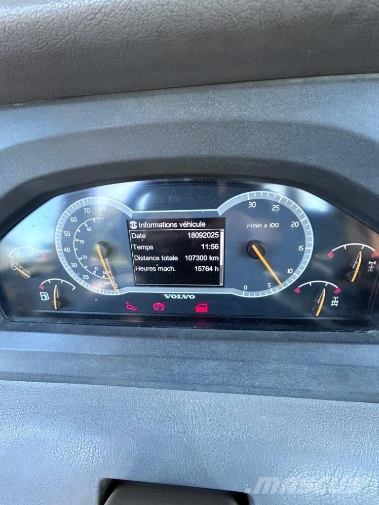 Volvo A 30 F 铰接式自卸车