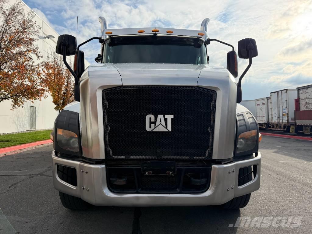 CAT CT 660 可拆卸式卡车