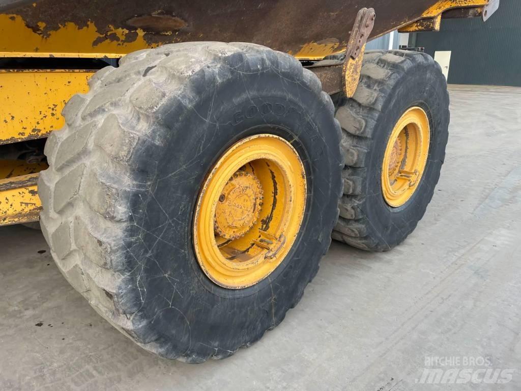 Volvo A30F 铰接式自卸车