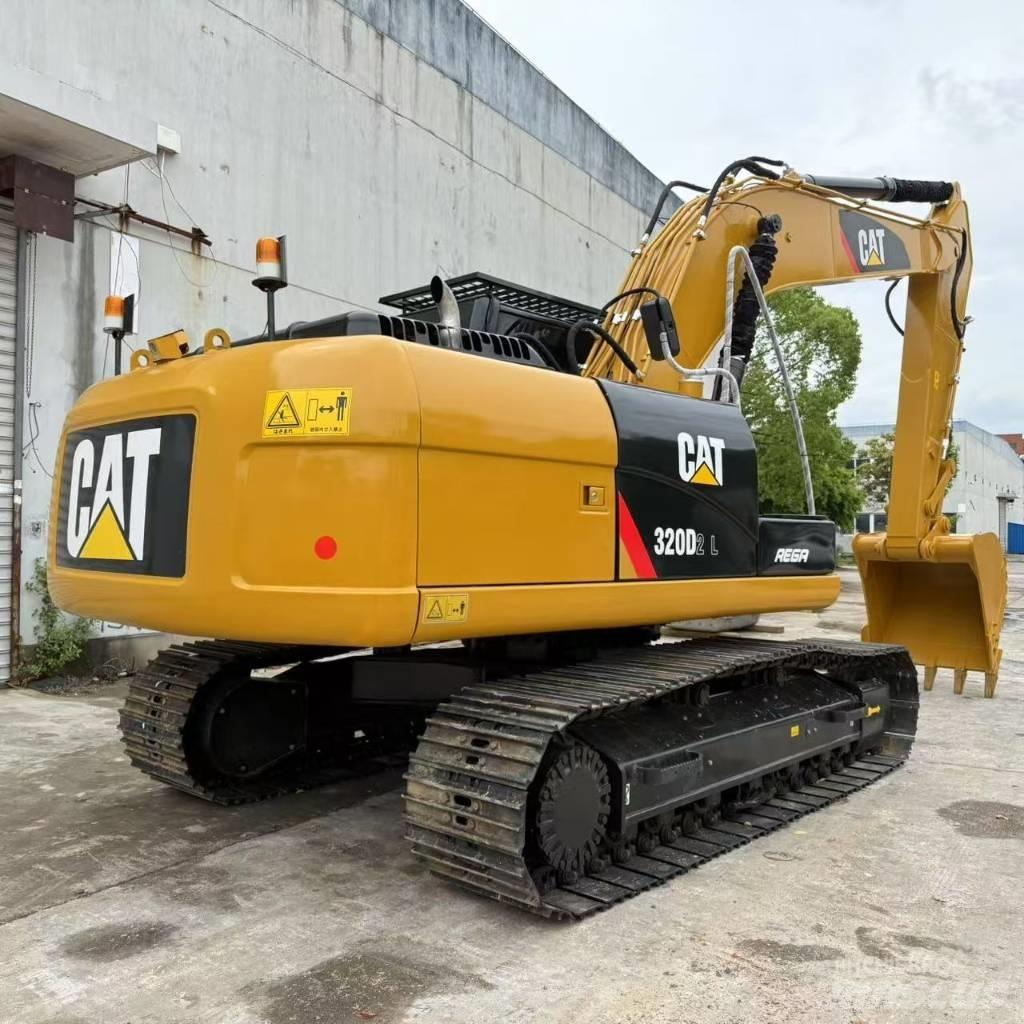 CAT 320D2 履带挖掘机