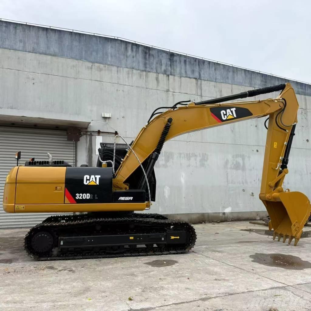 CAT 320D2 履带挖掘机