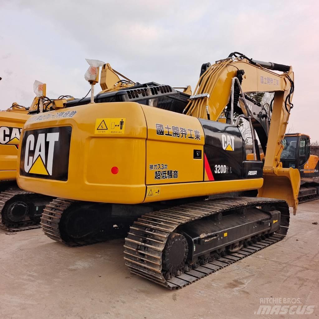 CAT 320D 履带挖掘机