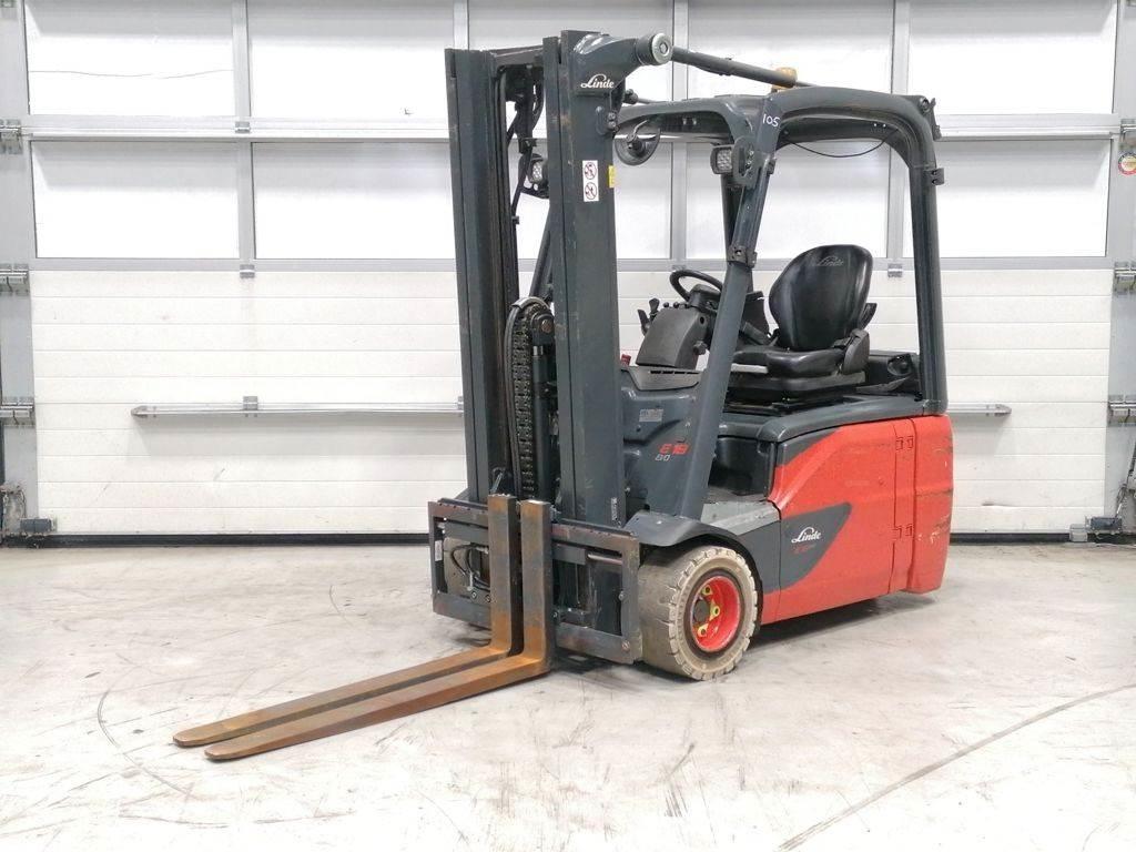 Linde E18-02 电动叉车