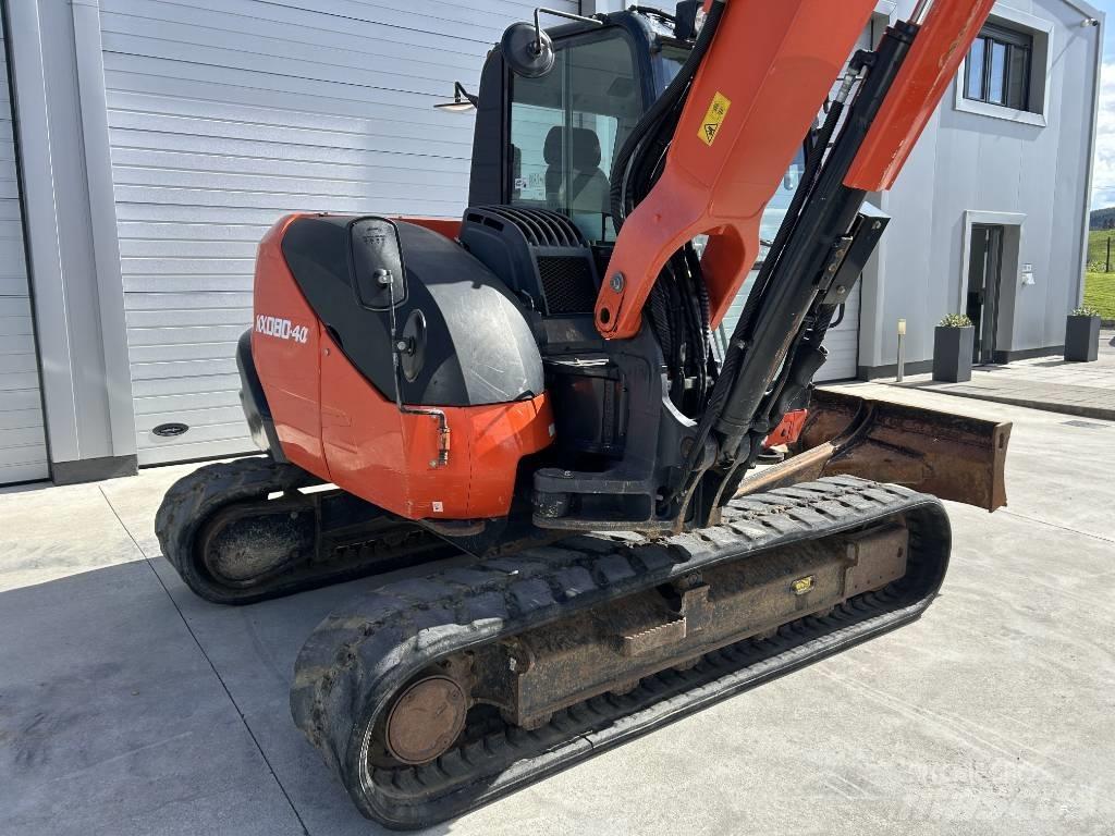 Kubota KX 080-4 中型挖掘机