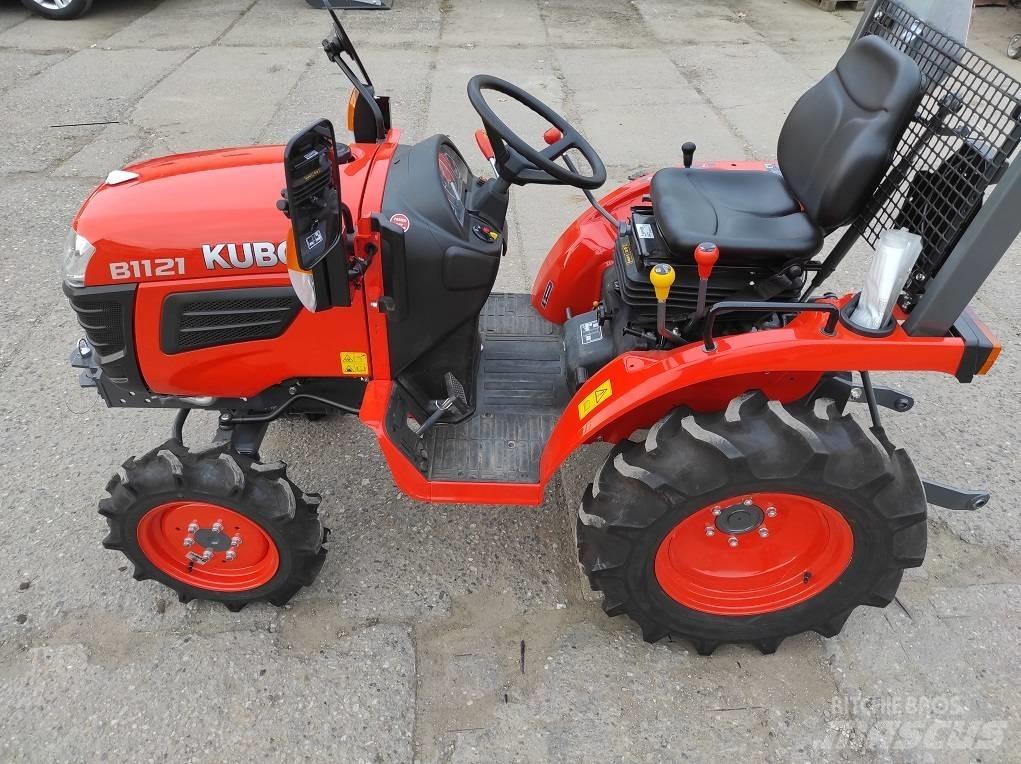 Kubota B1121 小型拖拉机