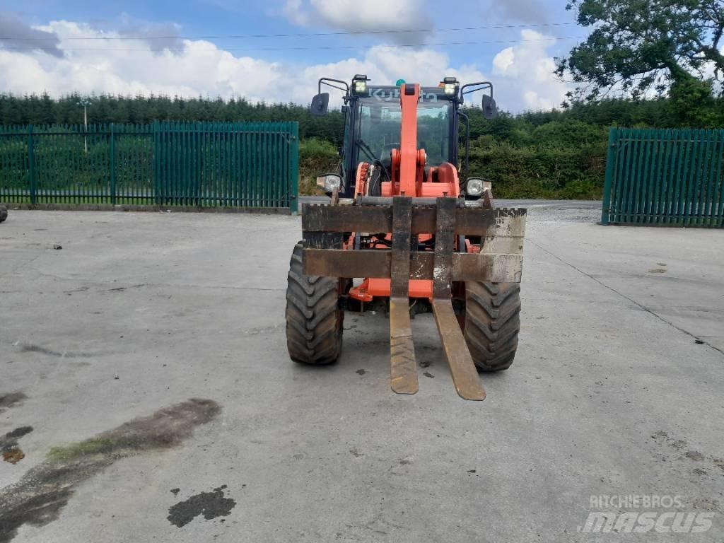 Kubota R 085 轮式装载机
