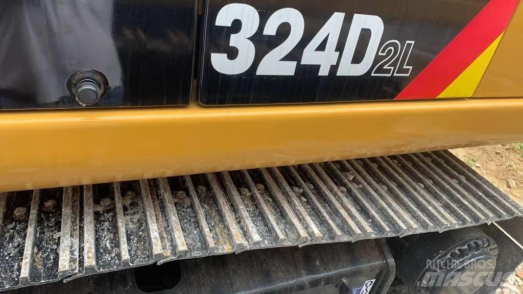 CAT 324 履带挖掘机