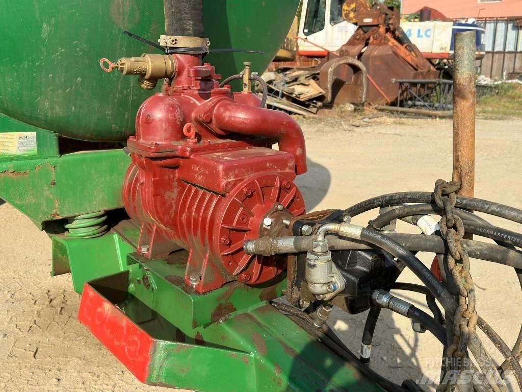 Major 1700 水肥车