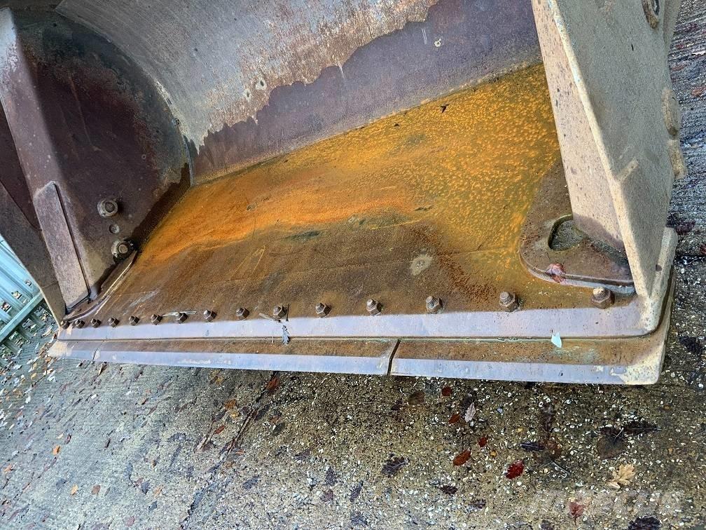 JCB 457 HT 轮式装载机