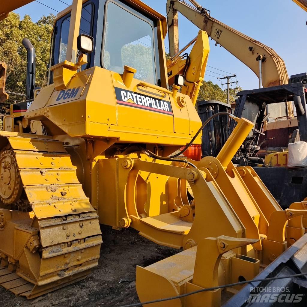 CAT D 6 M 履带式推土机