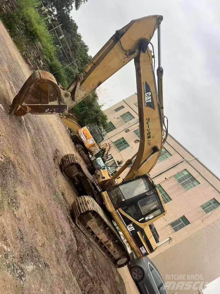 CAT 320 B L 履带挖掘机