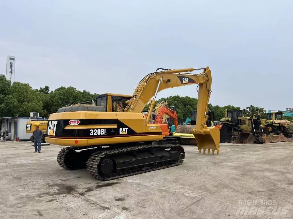 CAT 320 B L 履带挖掘机