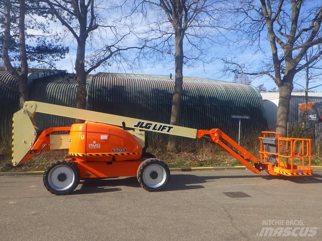JLG 600AJ 曲臂高空工作平台