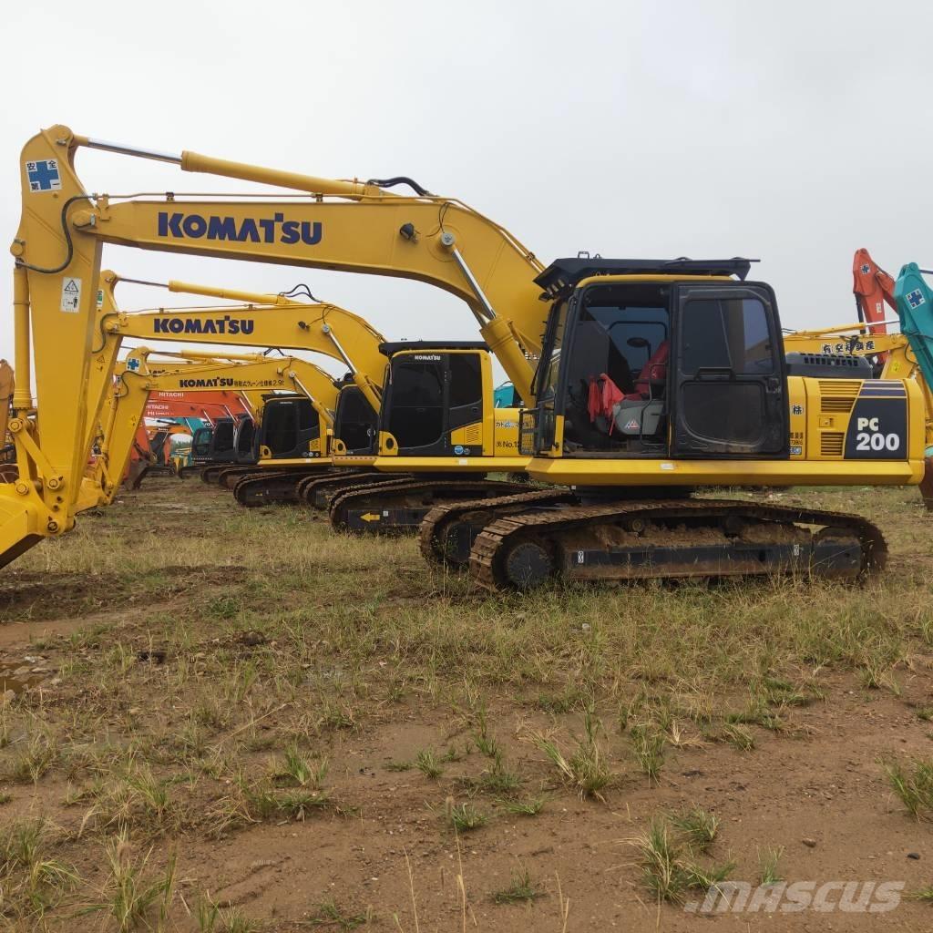 Komatsu PC200-8 履带挖掘机