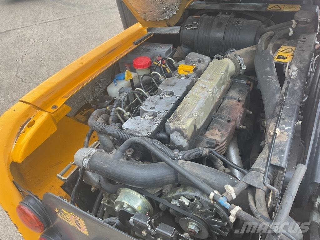 JCB 515-40 伸缩臂叉装车|叉装车