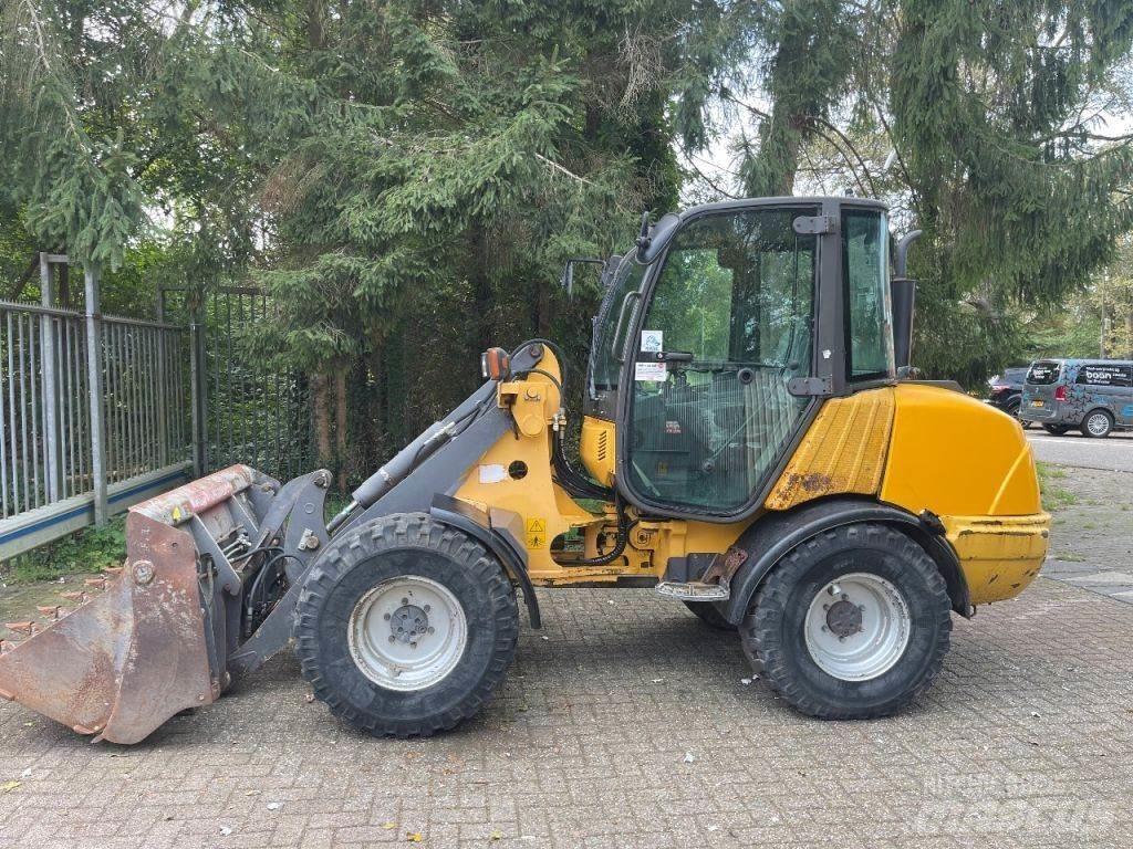 Volvo L25 轮式装载机