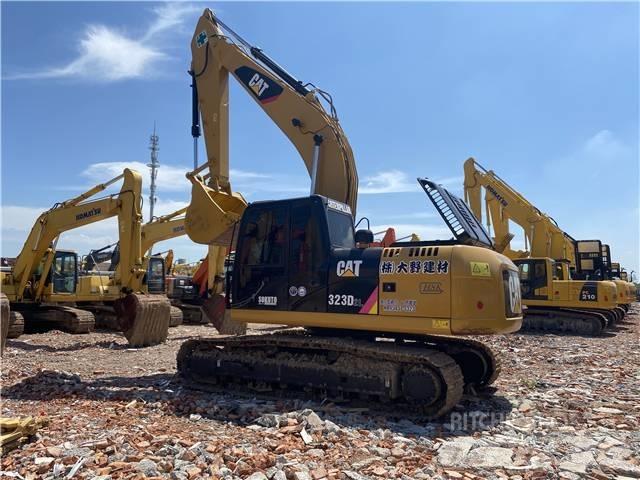 CAT 323D2L 履带挖掘机