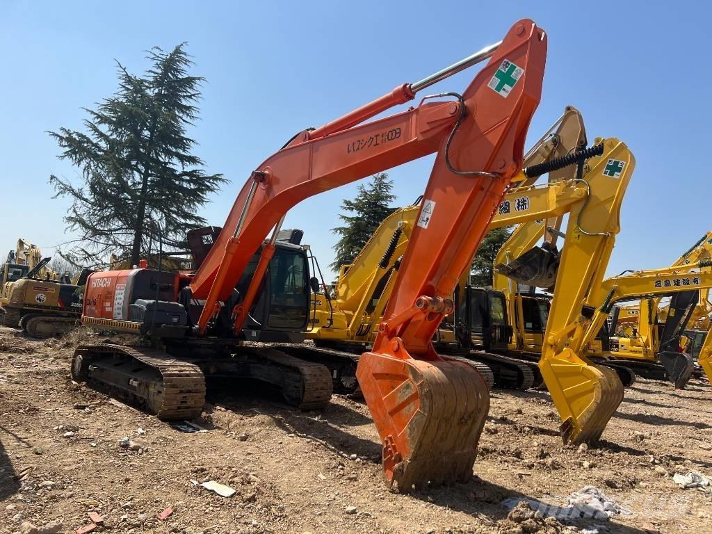 Hitachi ZX 240-3 履带挖掘机