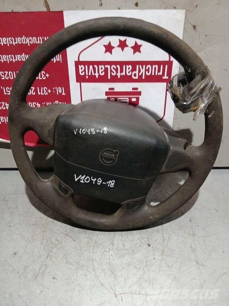 Volvo FH 13    20360936 驾驶室与内部