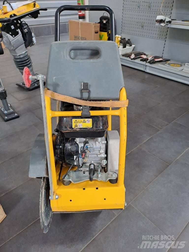 Wacker Neuson BFS735 岩石和混凝土锯