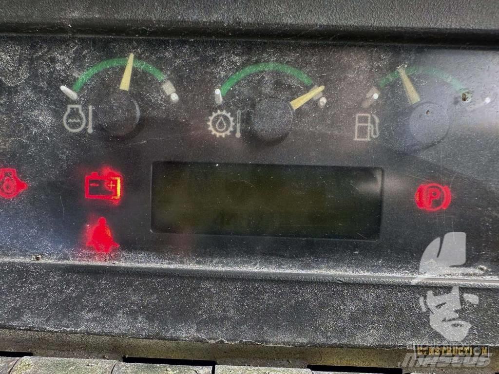 John Deere 310 J 反铲装载机