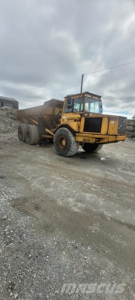 Volvo A 25 C 铰接式自卸车