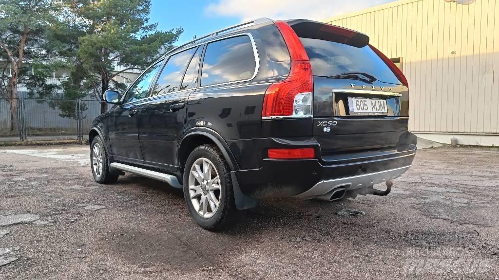 Volvo XC 90 汽车