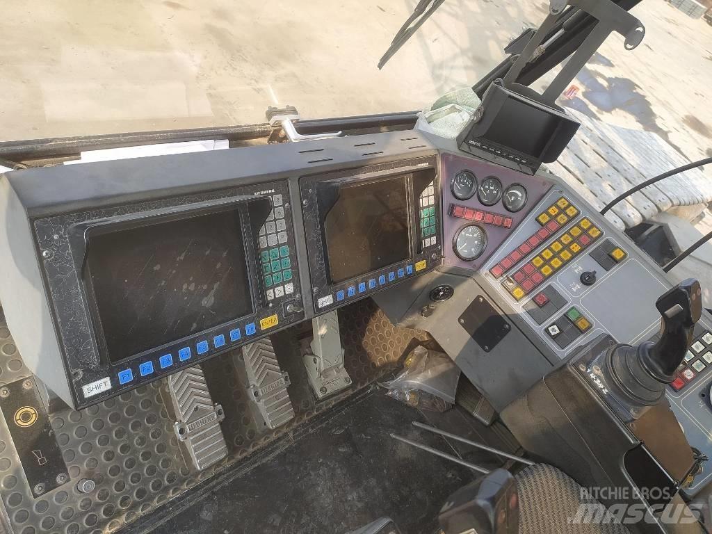 Liebherr LR 1400-2 履带起重机