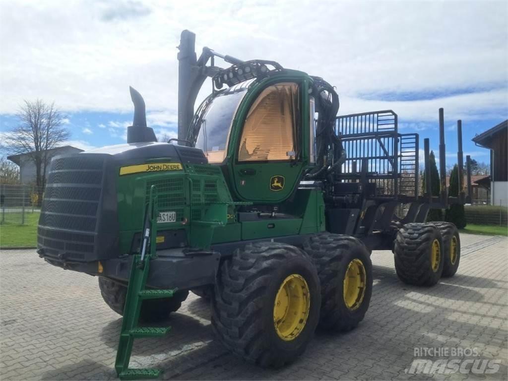 John Deere 1210 G 集运机