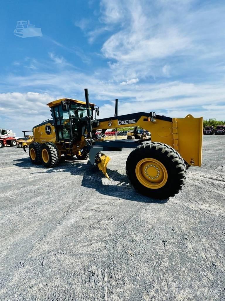 DEERE 672G 平地机/推土机