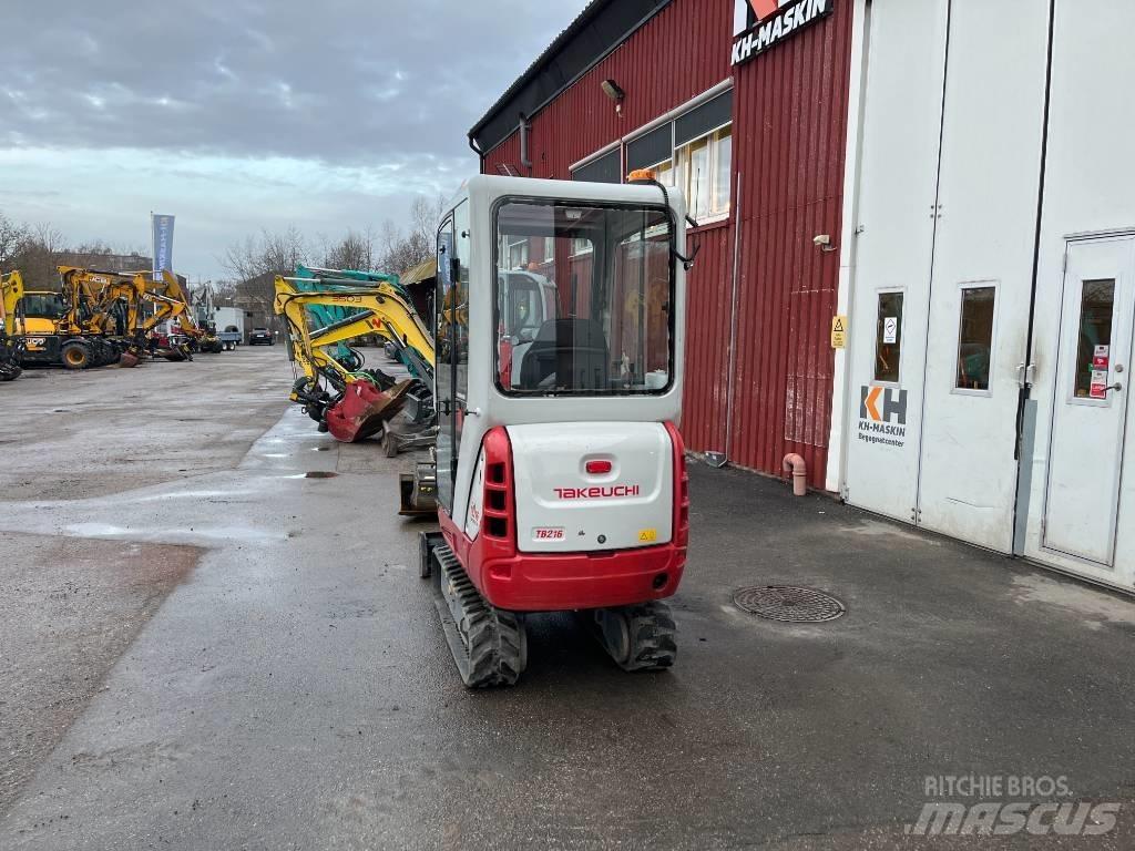 Takeuchi TB 216 小型挖掘机