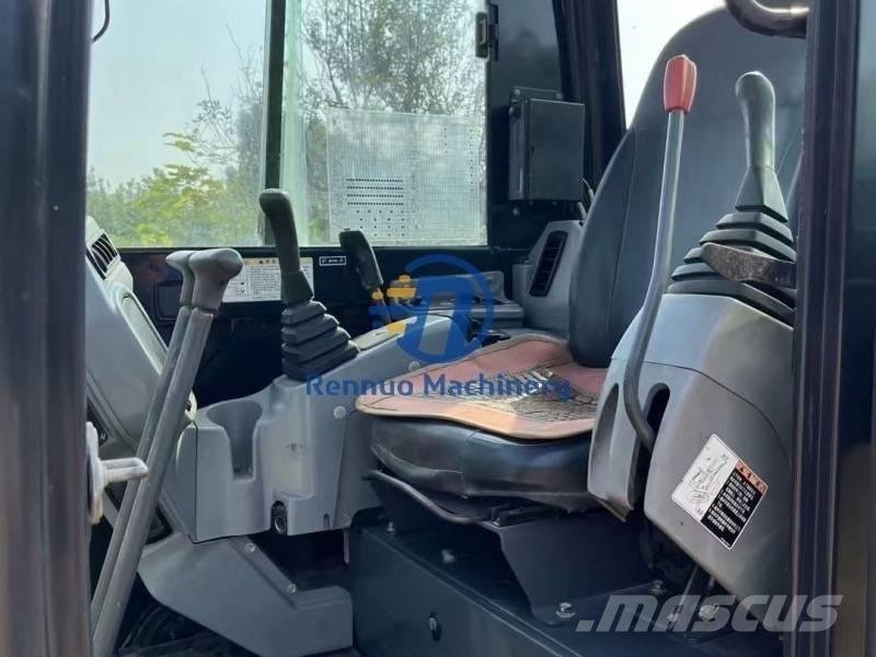 Kubota KX165 小型挖掘机