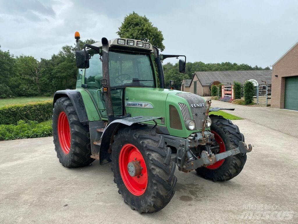 Fendt 716 拖拉机/农用车