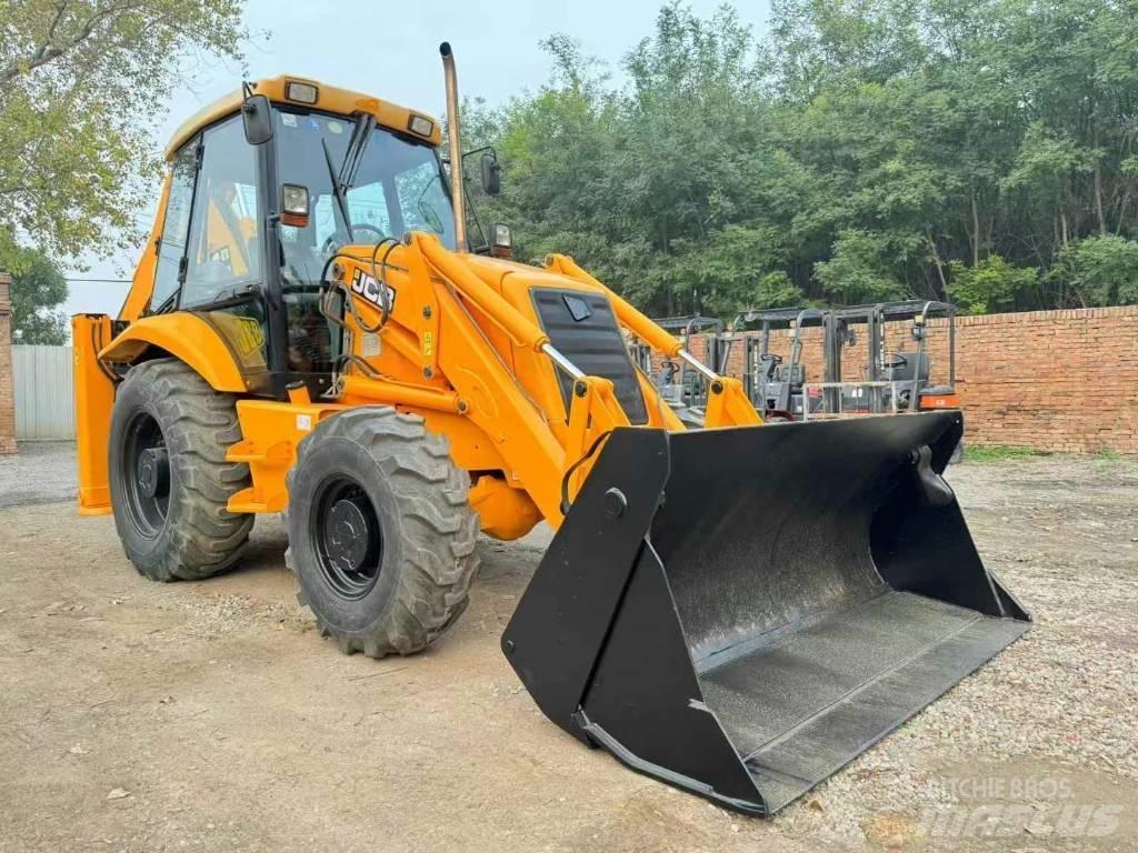 JCB 3 CX 反铲装载机