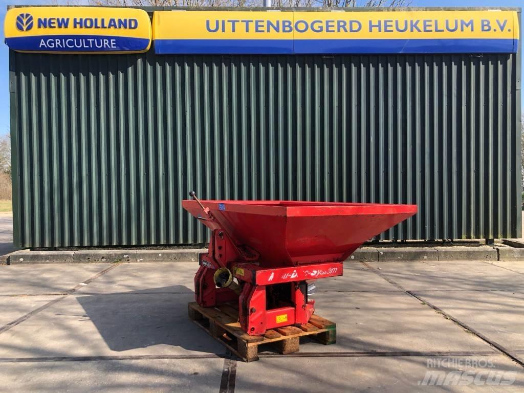 Kuhn MDS 701 矿物肥料撒播机