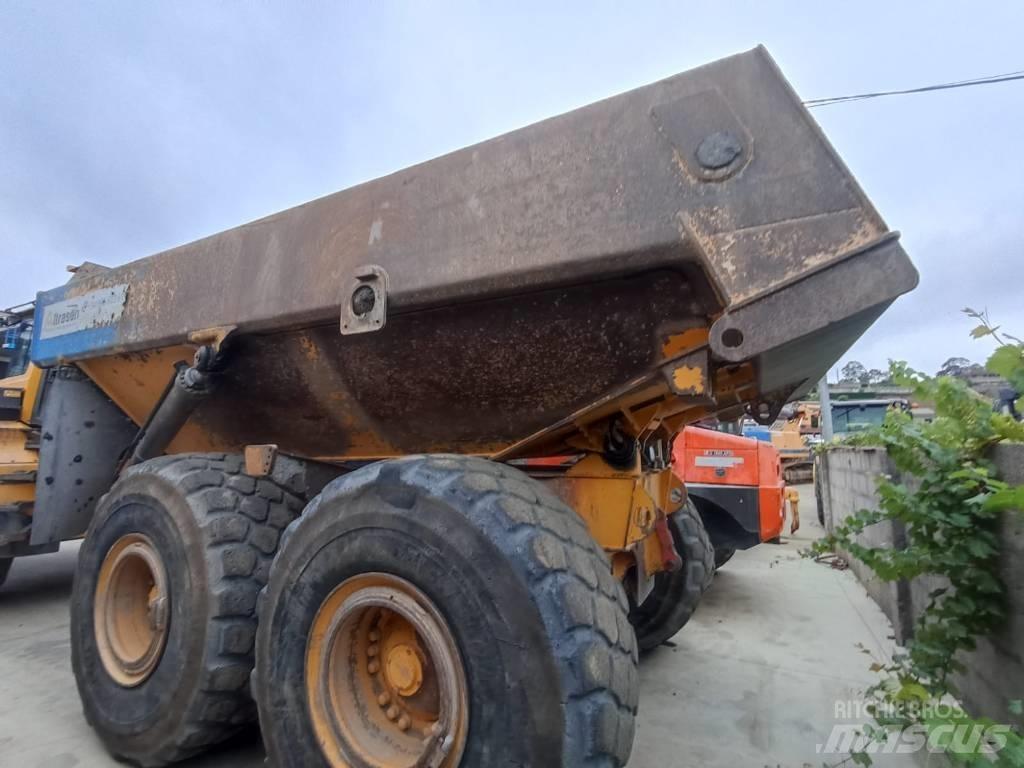 Volvo A 35 F 铰接式自卸车