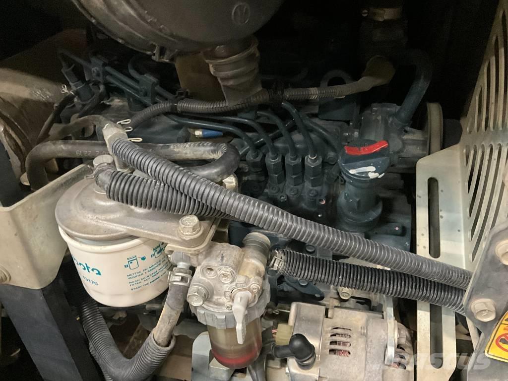 Kubota KX 027-4 小型挖掘机