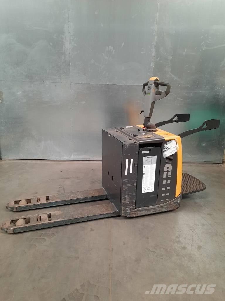 UniCarriers PMR200P 电动搬运车