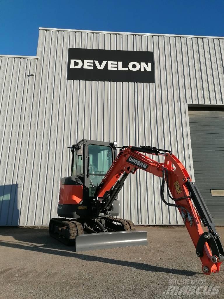 Doosan DX 27 Z 小型挖掘机