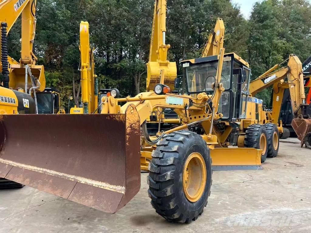 SEM 919 平地机/推土机