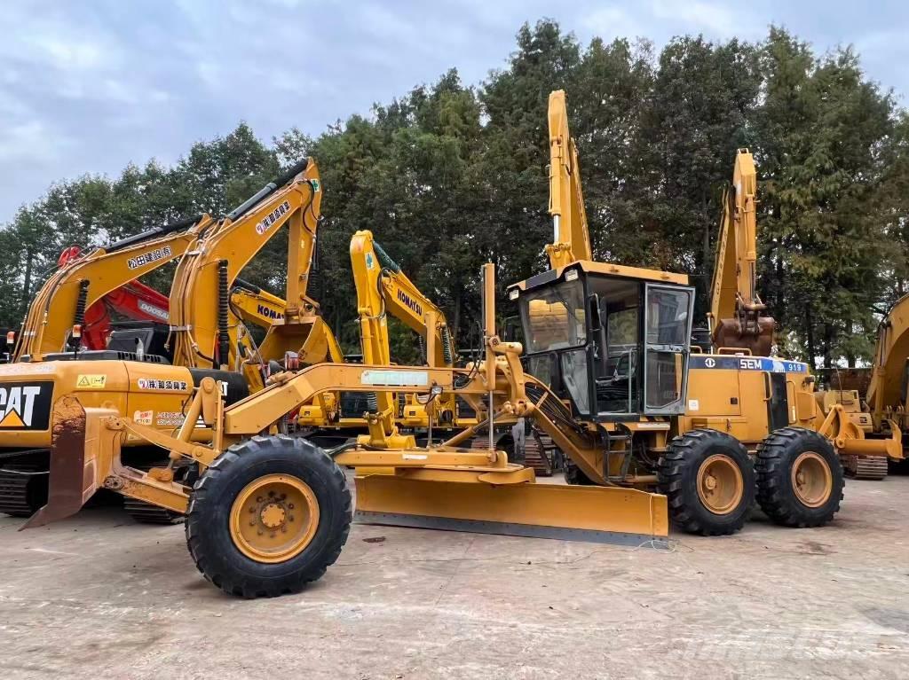 SEM 919 平地机/推土机