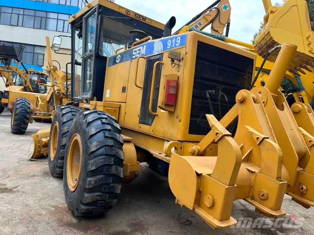 SEM 919 平地机/推土机