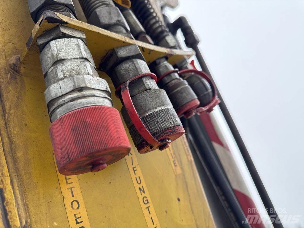 Wacker Neuson  轮式挖掘机