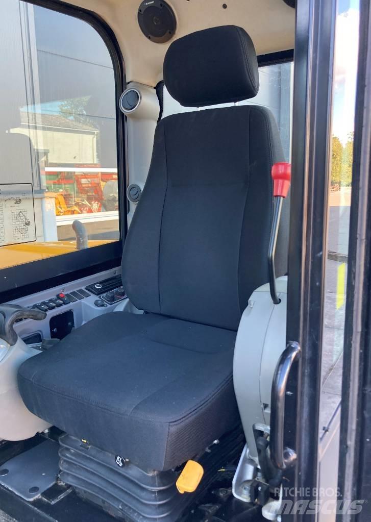 JCB 86C-1 中型挖掘机