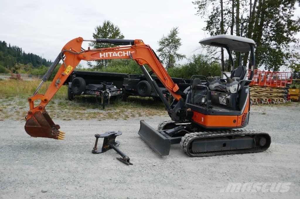 Hitachi ZX 30 U-3 小型挖掘机