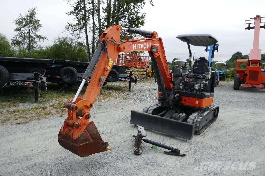 Hitachi ZX 30 U-3 小型挖掘机