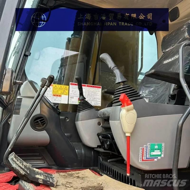 Komatsu PC 220 履带挖掘机